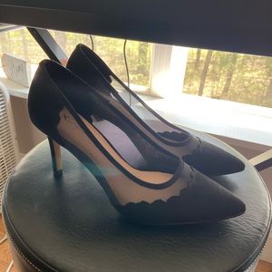 X appeal mesh pointed toe pump heel